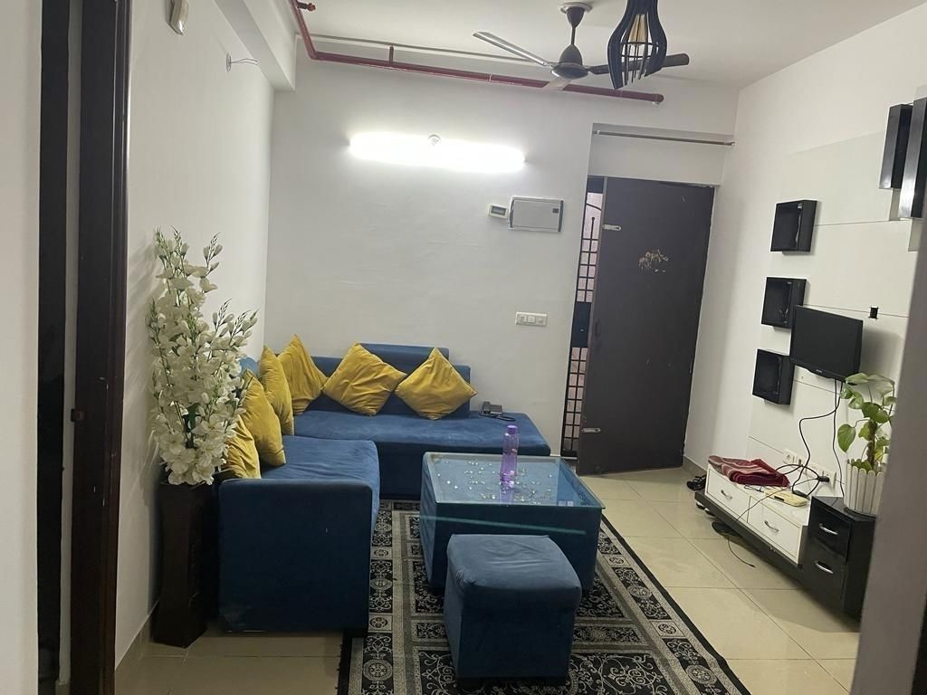 2.5 BHK + Pooja Room Apartment For Rent in Gulmohur Garden
