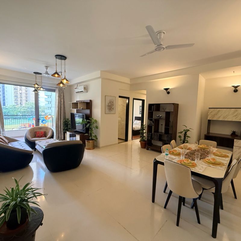 3 BHK + Servant Room Apartment For Sale in Chintels Serenity