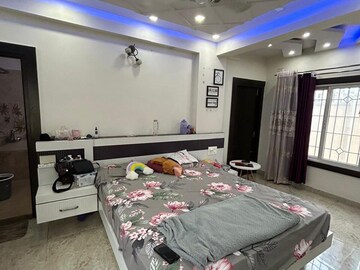 Bedroom in 3 BHK Builder Floor at AJ Residency Benson Town, Benson Town – for Sale