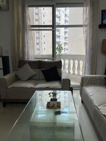 Living Room in 4 BHK Apartment at Amrapali Platinum, Sector 119 – for Sale