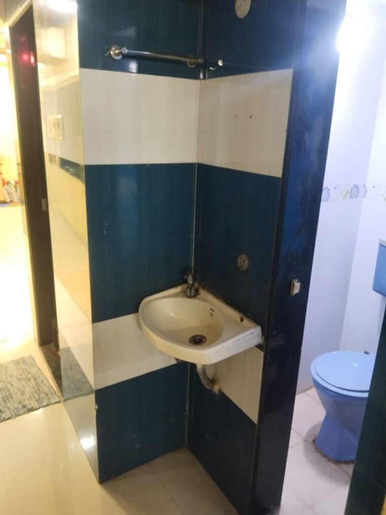 Attached Bathroom, kopar khairane 1 Bedroom 659 Sq.Ft. Apartment In Kopar Khairane Navi Mumbai 9759570