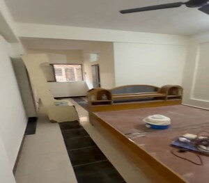 Bedroom in 2 BHK Apartment at Sion East – for Rent