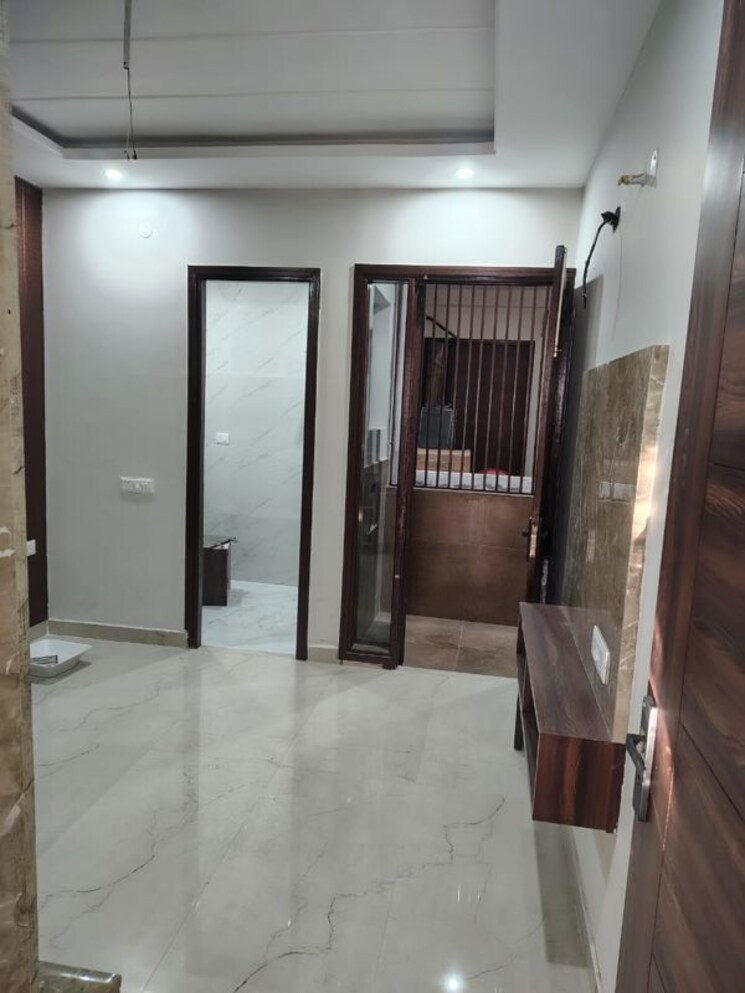 undefined, dhakoli 3 Bedroom 110 Sq.Yd. Builder Floor In Dhakoli Zirakpur 9759607