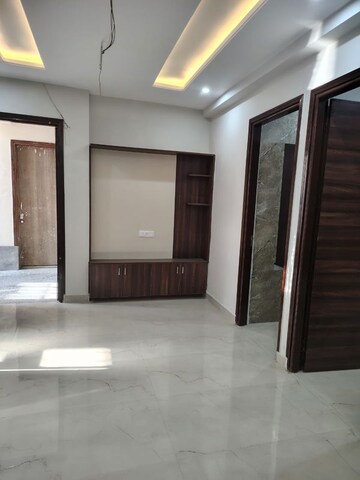 Room in 3 BHK Builder Floor at Dhakoli – for Sale