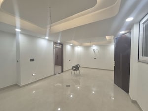 Room in 3 BHK Builder Floor at Chattarpur – for Rent