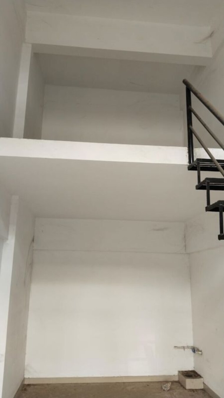 Room, kolte-patil-downtown-xenia Commercial Shop 570 Sq.Ft. In Kharadi Pune 9695958