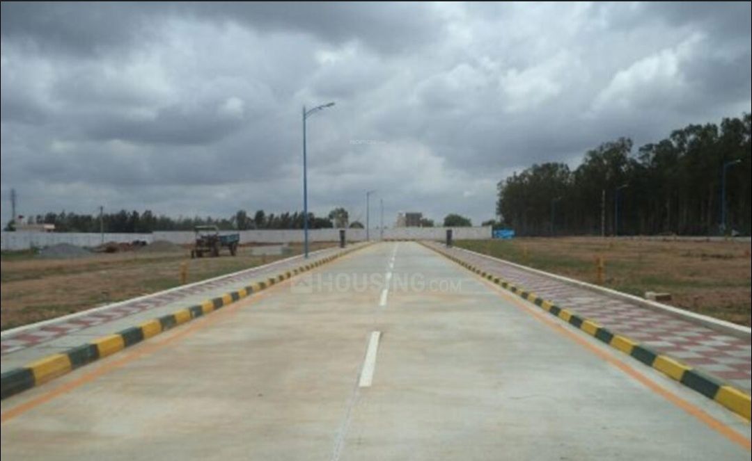 Plot For Sale in Mullur