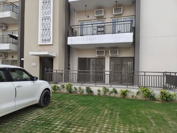 Parking in 3 BHK Builder Floor at Puri Aman Vilas, Sector 89 – for Rent