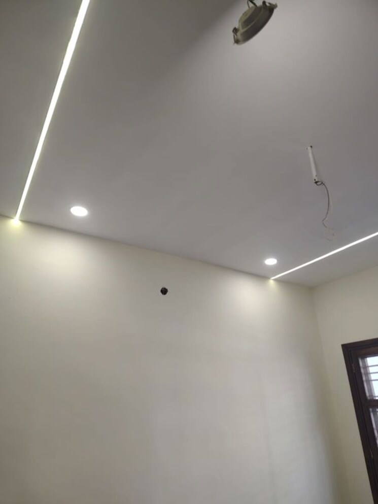 undefined, ms-enclave-zirakpur 6 Bedroom 225 Sq.Yd. Independent House In Dhakoli Zirakpur 9759673