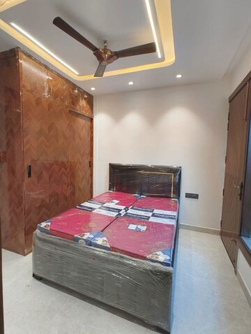 Bedroom in 2 BHK Builder Floor at Godrej Retreat, Sector 83 – for Rent