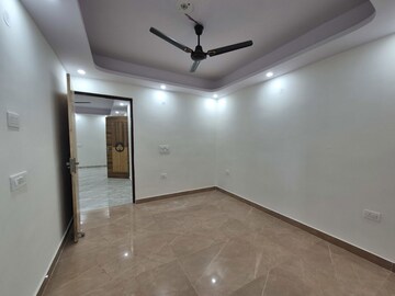 Room in 2 BHK Builder Floor at Palm Residency Chhatarpur, Chattarpur – for Rent