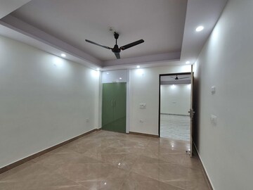 Room in 2 BHK Builder Floor at Palm Residency Chhatarpur, Chattarpur – for Rent