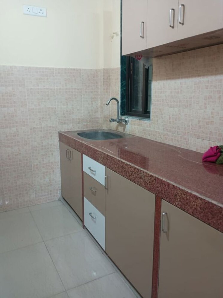 Kitchen, sector 14 dwarka 1 Bedroom 550 Sq.Ft. Apartment In Sector 14 Dwarka Delhi 9689957