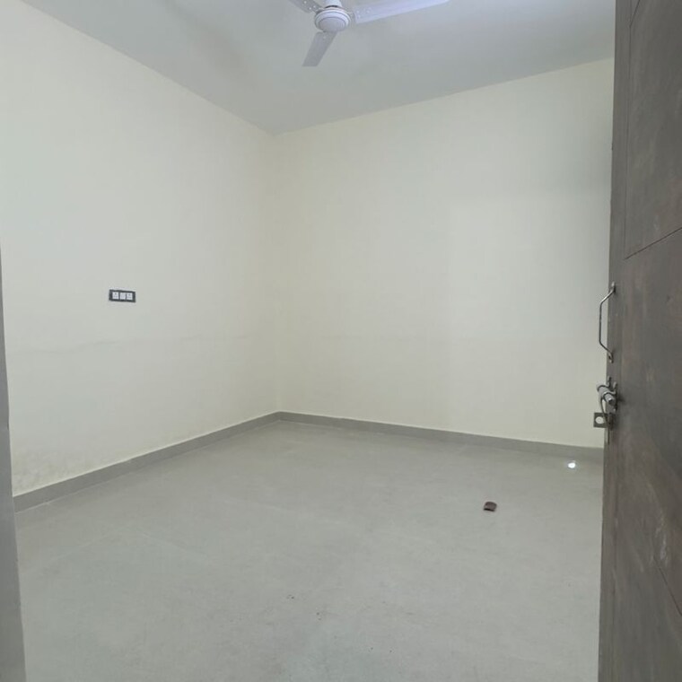 Room, chattarpur 2 Bedroom 850 Sq.Ft. Builder Floor In Chattarpur Delhi 9759740