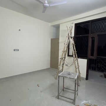 Room in 2 BHK Builder Floor at Chattarpur – for Rent