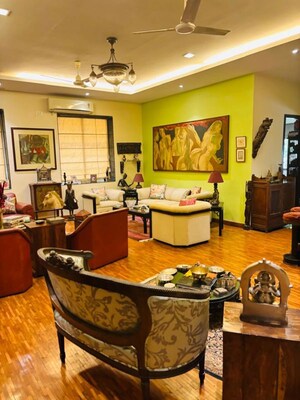 Living Room in 4 BHK Apartment at Metro House Colaba, Colaba – for Sale