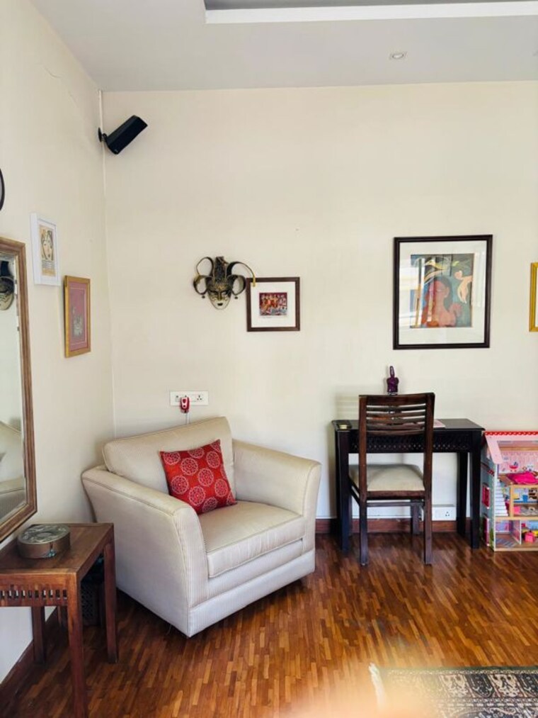 Living Room, metro-house-colaba 4 Bedroom 2400 Sq.Ft. Apartment In Colaba Mumbai 9759690