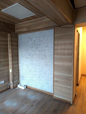 Room in  Office Space at Sector 63a – for Rent