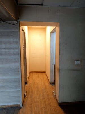 Room in  Office Space at Sector 63a – for Rent