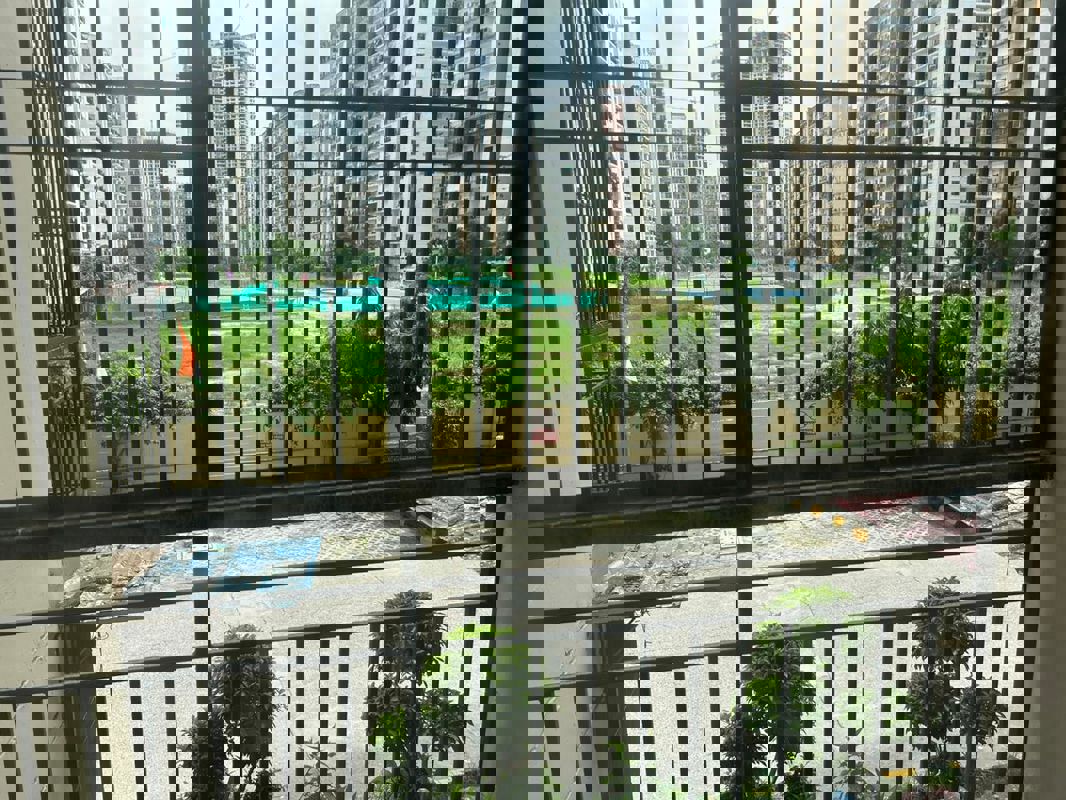 2 BHK + Pooja Room,Servant Room,Study Room,Extra Room Apartment For Sale in Gardenia Golf City