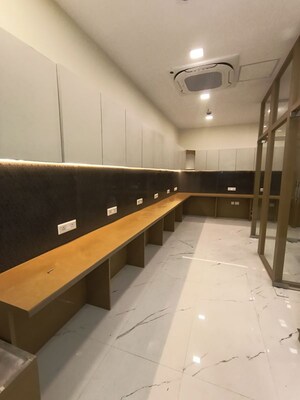  Office Space For Rent in Mani Casadona, New Town