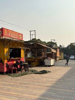  Shop – Exterior View View at Paramount City Square, Sector 1 Greater Noida - for Rent