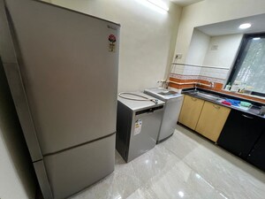 Furnished Amenities in 3 BHK Independent House at Dlf Phase ii – for Sale