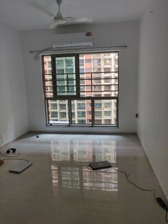 2 BHK Apartment For Rent in Sheth Vasant Oasis