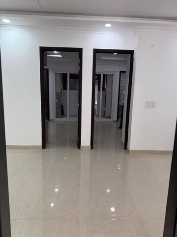 3 BHK Apartment For Sale in Vip Road