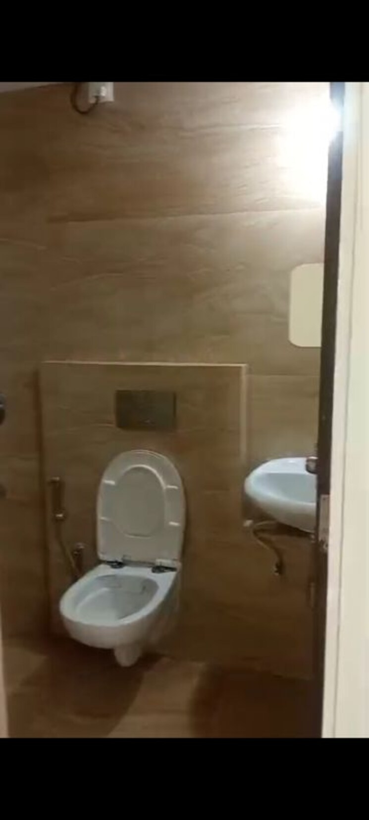 Bathroom, siddhi-highland-springs 2 Bedroom 636 Sq.Ft. Apartment In Dhokali Thane 9728282