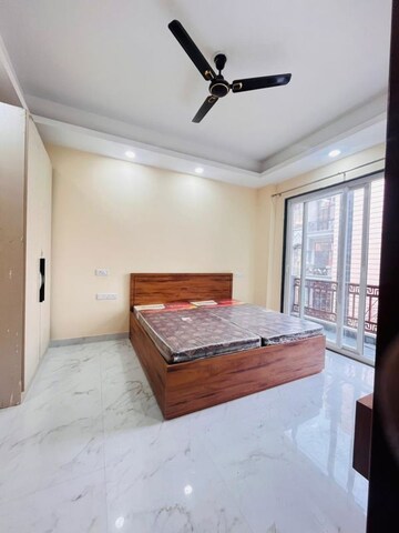 Bedroom in Studio Builder Floor at Sector 47 – for Rent