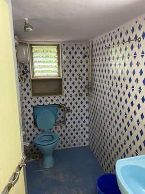 Master Bedroom in 2 BHK Apartment at Roof Top Chs Ltd, Andheri East – for Rent