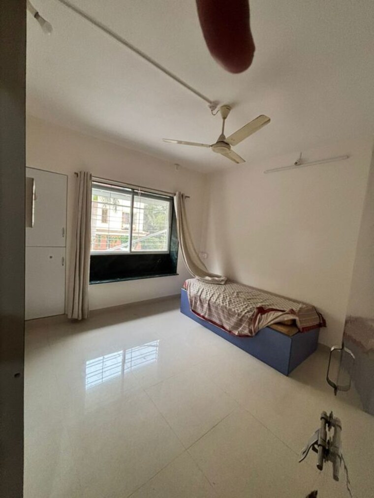 Room, dlf phase ii 3 Bedroom 1935 Sq.Ft. Independent House In Dlf Phase ii Gurgaon 9759248