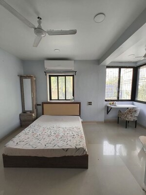 Bedroom in 3 BHK Apartment at Sneh CHS Santacruz, Santacruz West – for Rent