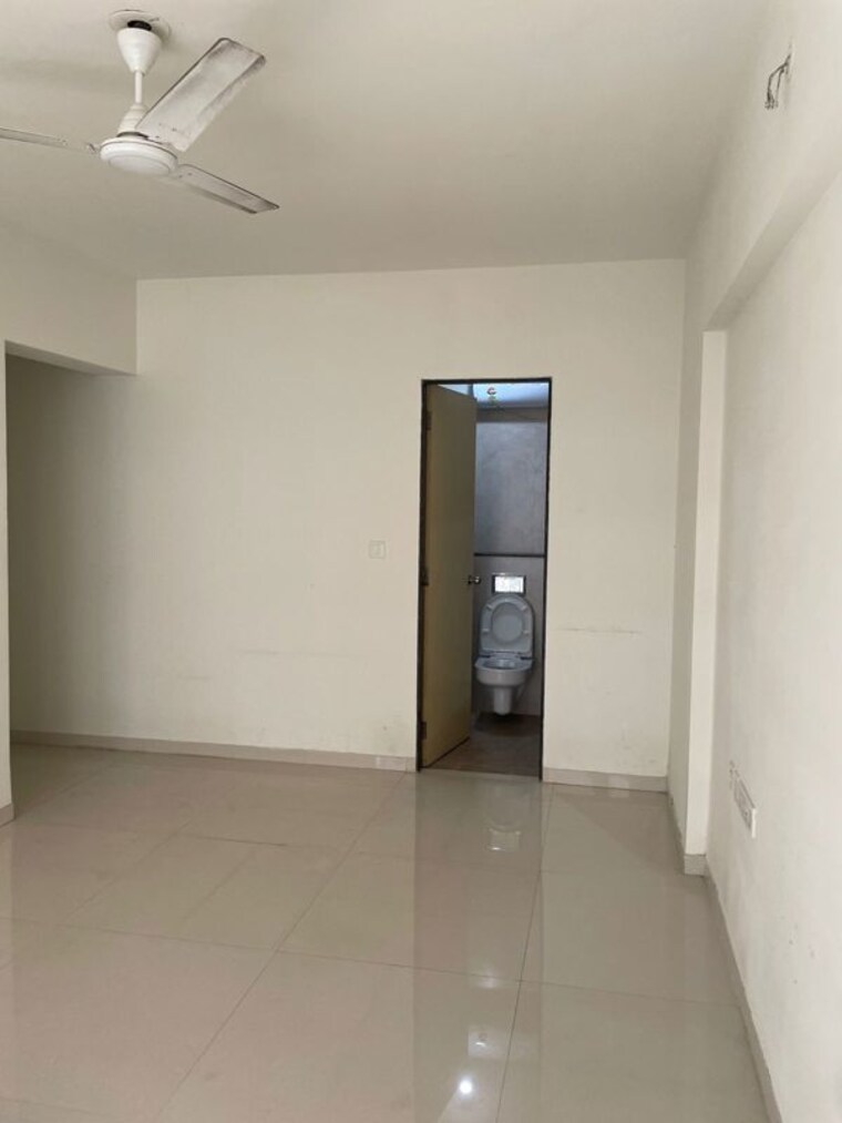 undefined, godrej-central 2 Bedroom 754 Sq.Ft. Apartment In Chembur Mumbai 9760031