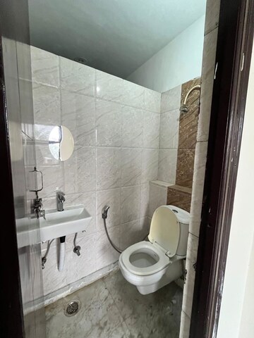 Bathroom in 2 BHK Builder Floor at Sector 45 – for Rent