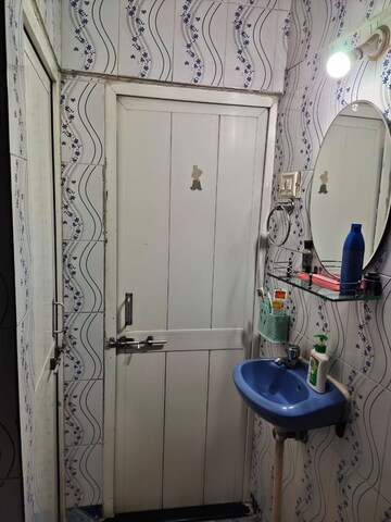 Bathroom in 1 BHK Apartment at Sector 5 Ghansoli – for Sale