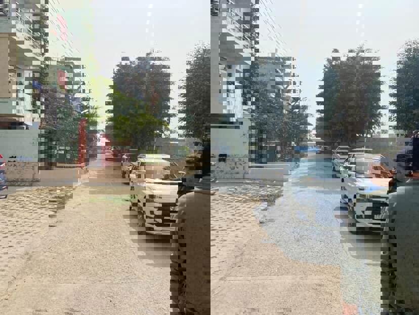 Plot For Sale in Mansha Luxury Floors