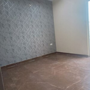 Room in 3 BHK Villa at Sector 16b Greater Noida – for Sale