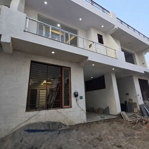 3 BHK Villa – Exterior View View at Sector 16b Greater Noida - for Sale
