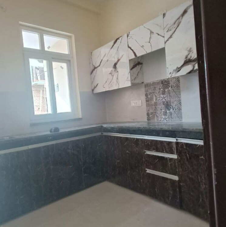Kitchen, sector 16b greater noida 3 Bedroom 2200 Sq.Ft. Villa In Sector 16b Greater Noida Greater Noida 9760161
