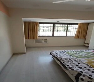 Bedroom in 2 BHK Apartment at Dadar West – for Rent