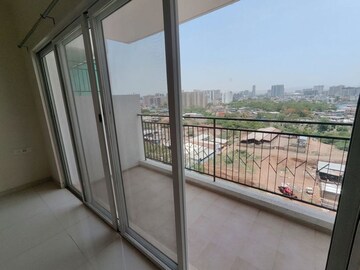 Balcony in 3 BHK Independent House at Dlf Phase ii – for Sale