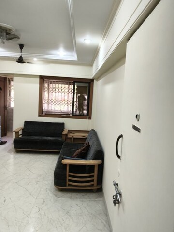 1 BHK Apartment For Rent in Vile Parle East