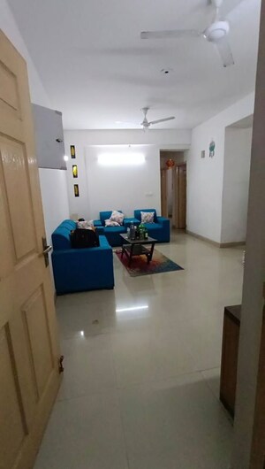 1 BHK Apartment For Rent in Aditya Celebrity Homes, Sector 76