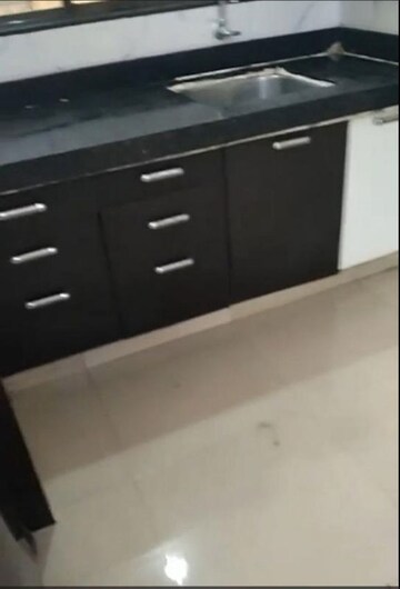 Furnished Amenities in 2 BHK Apartment at Amrapali Silicon City, Sector 76 – for Sale