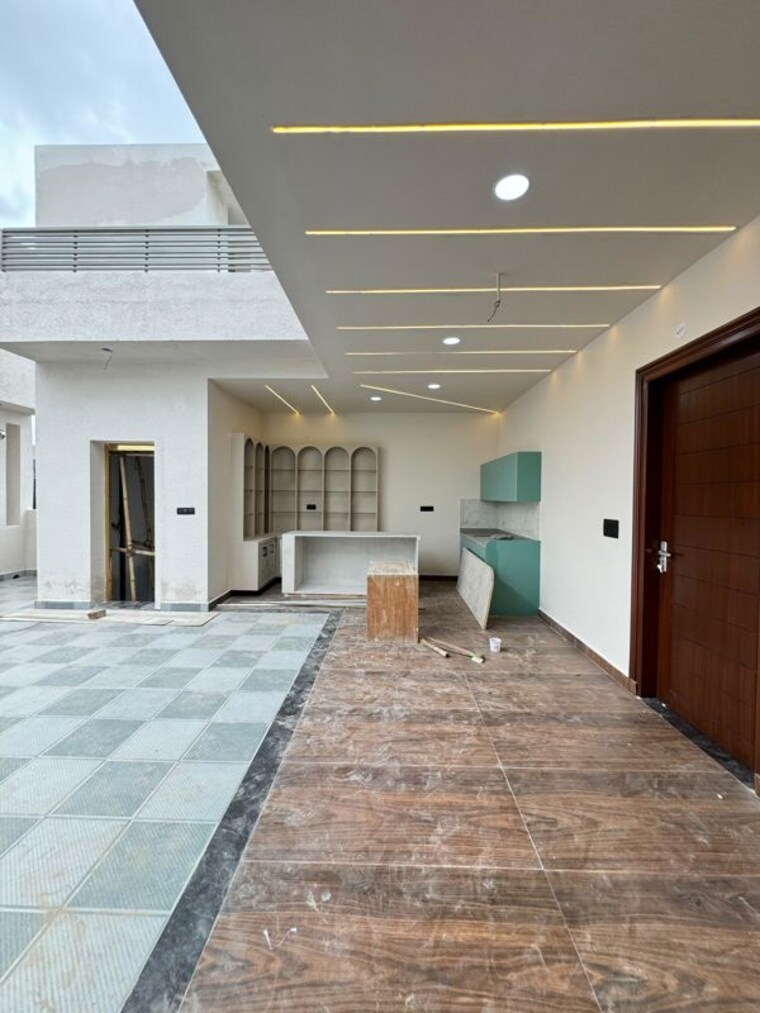  Parking, vaishali nagar 5 Bedroom 4800 Sq.Ft. Villa In Vaishali Nagar Jaipur 9760507