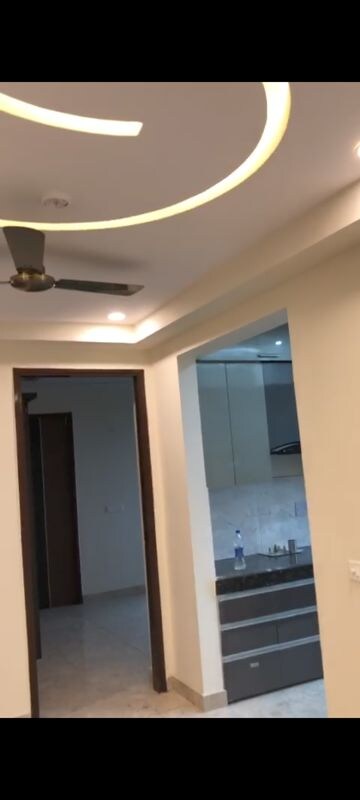 Building Lobby in 3 BHK Apartment at Shri Laxmi Celebration Residency, Vasundhara Sector 2b – for Rent