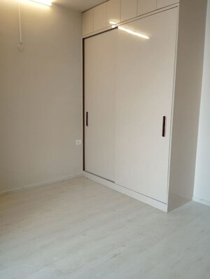 Room in 3.5 BHK Apartment at M3M Heights, Sector 65 – for Rent