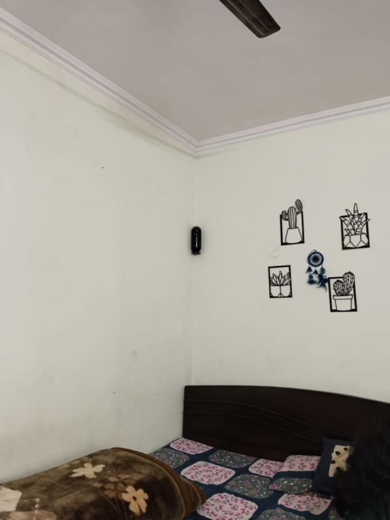 Room, sector 24 1 Bedroom 536 Sq.Ft. Builder Floor In Sector 24 Gurgaon 9760602